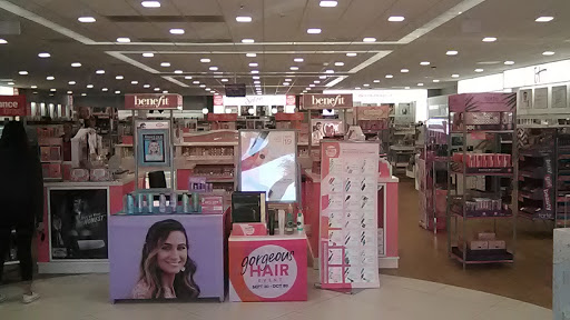 Hair Salon «Ulta Beauty», reviews and photos, 1800 E Franklin St #30, Chapel Hill, NC 27514, USA