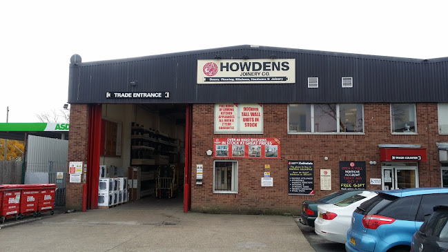 Howdens – Colindale