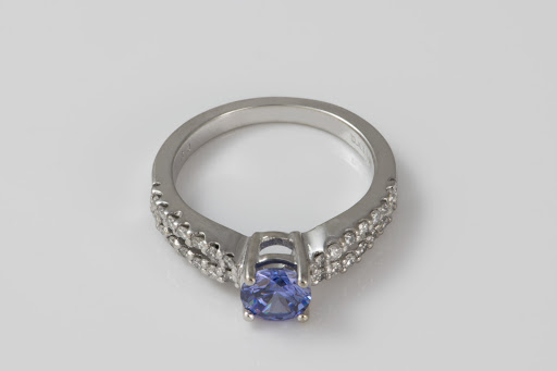 Jewelry Store «Silver City Stamp & Coin Co», reviews and photos, 3205 E Silver Springs Blvd, Ocala, FL 34470, USA