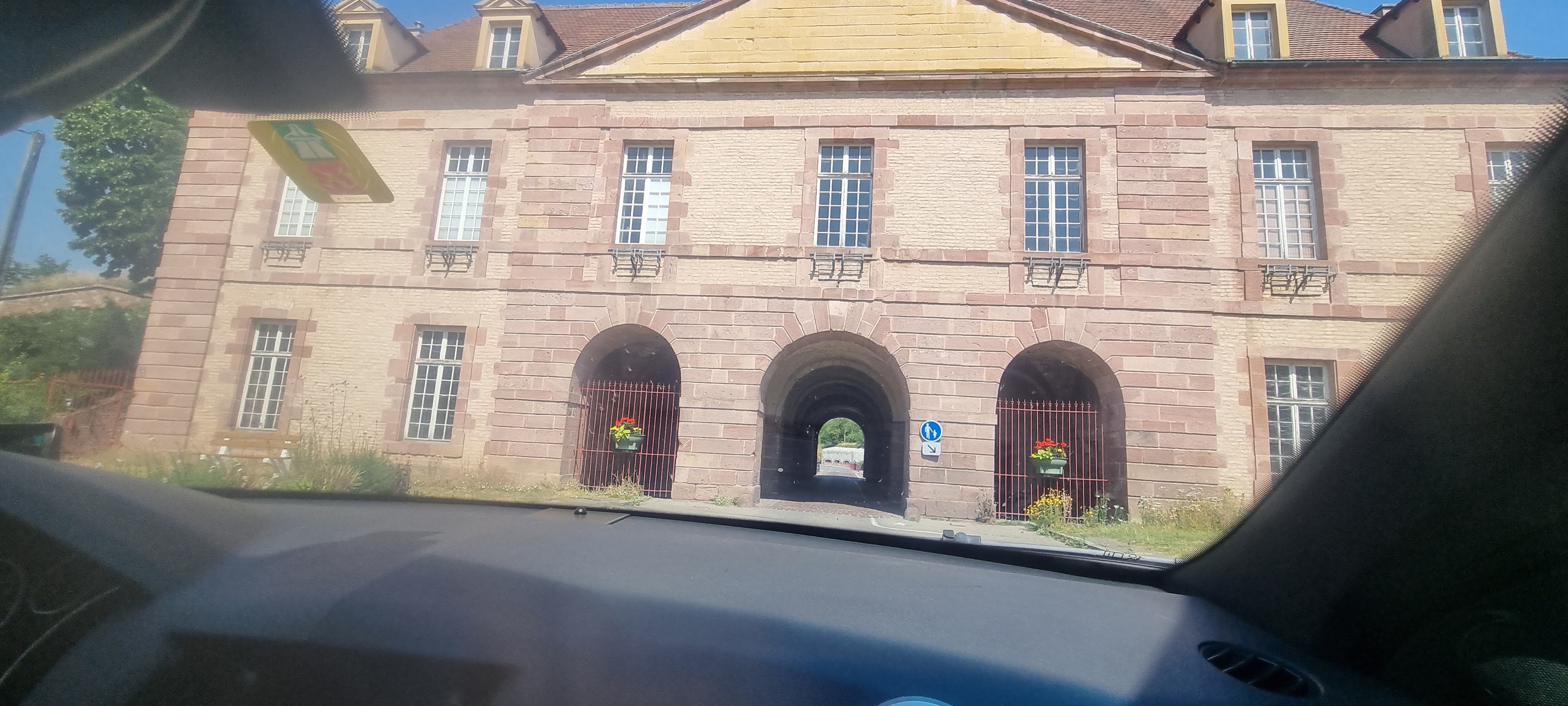 Photo n° 2 de l'avis de ma.i fait le 11/06/2023 à 11:31