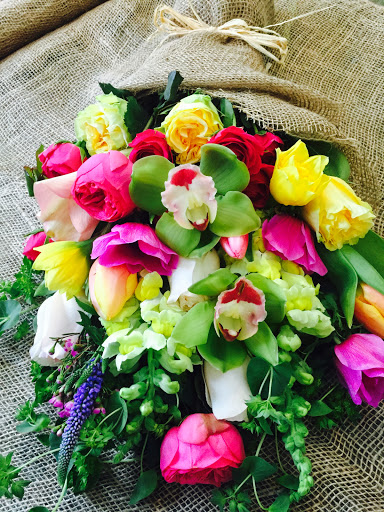Florist «Petal and Crumb», reviews and photos, 86 Prospect St, Upton, MA 01568, USA