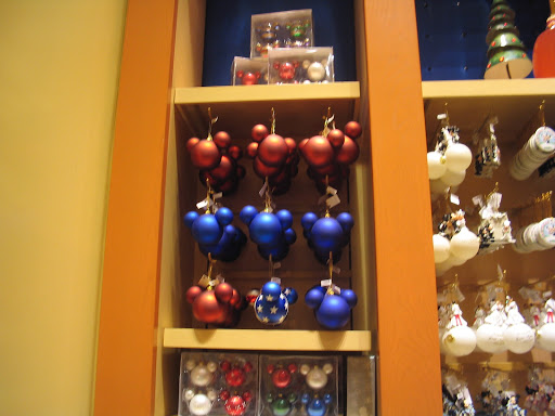 Collectibles Store «World of Disney», reviews and photos, 1565 S. Disneyland Dr, Anaheim, CA 92802, USA