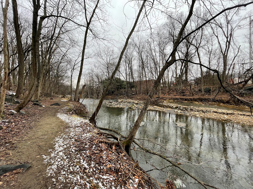 Park «Barcroft Park», reviews and photos, 4200 S Four Mile Run Dr, Arlington, VA 22206, USA