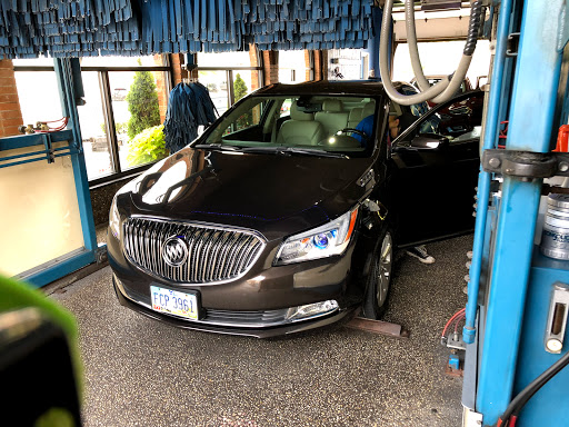 Car Wash «Supersonic Car Wash», reviews and photos, 2720 2nd St, Cuyahoga Falls, OH 44221, USA