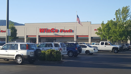 Supermarket «WinCo Foods», reviews and photos, 1920 Olympic St, Springfield, OR 97477, USA