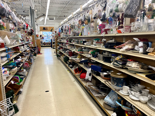 Thrift Store «Valley Thrift Store», reviews and photos, 1717 Woodman Dr, Kettering, OH 45420, USA