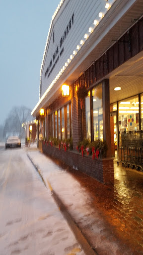 Grocery Store «Highland Park Market», reviews and photos, 317 Highland St, Manchester, CT 06040, USA