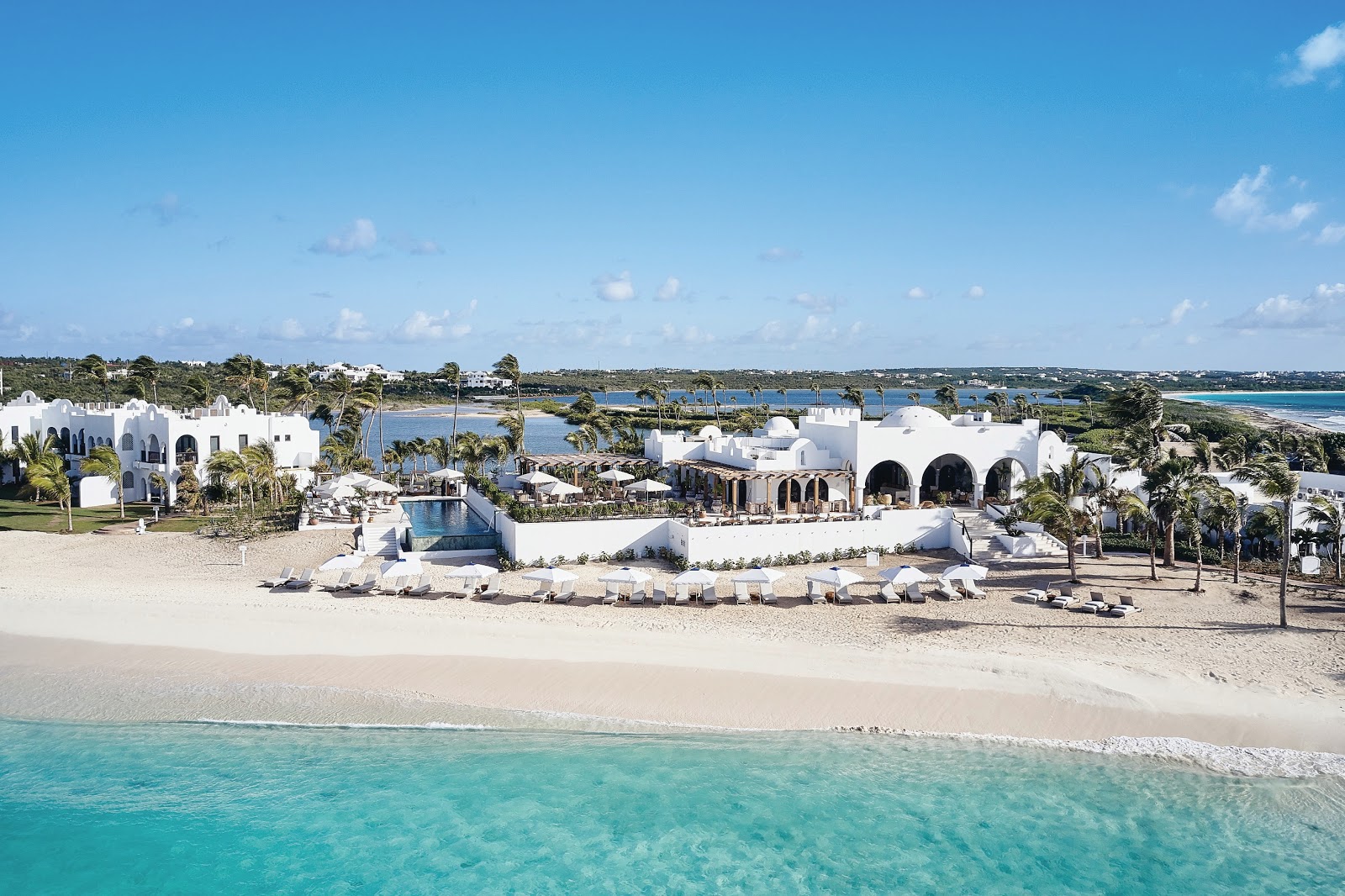 Anguilla Plajı'in fotoğrafı ve yerleşim
