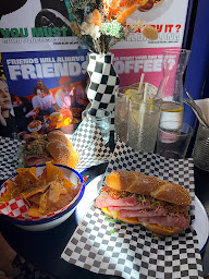 Photo n°68 de Blue Velvet Brunch Bar à Bordeaux ()