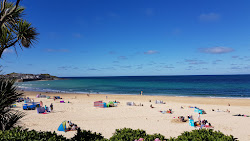 Porthminster plajı'in fotoğrafı geniş bir kıyı şeridi ile birlikte