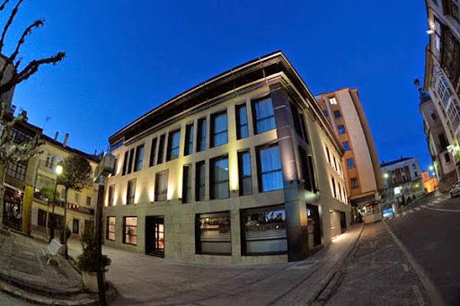 Clínica Veterinaria Poveda en Roquetas de Mar