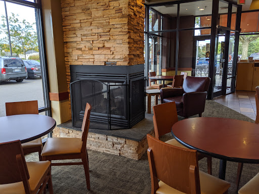 Sandwich Shop «Panera Bread», reviews and photos, 2484 N Randall Rd, Elgin, IL 60123, USA