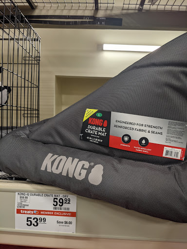 Pet Supply Store «PetSmart», reviews and photos, 1010 E Lancaster Ave, Downingtown, PA 19335, USA