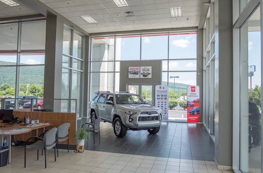Toyota Dealer «Freedom Toyota», reviews and photos, 41 Industrial Dr, Hamburg, PA 19526, USA