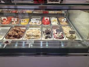 Photo n°32 de J'aime les glaces à Valbonne ()