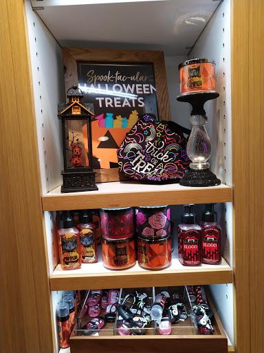 Shopping Mall «FIGat7th», reviews and photos, 735 S Figueroa St, Los Angeles, CA 90017, USA