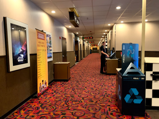 Movie Theater «Cinemark Movies 14», reviews and photos, 910 W Edison Rd, Mishawaka, IN 46545, USA