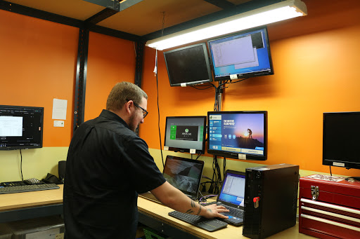 Electronics Repair Shop «Device Pitstop of Maple Grove», reviews and photos, 13732 83rd Way N, Maple Grove, MN 55369, USA