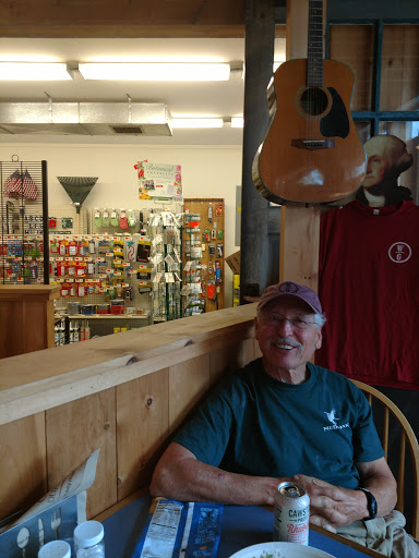 General Store «Washington General Store», reviews and photos, 7 Waldoboro Rd, Washington, ME 04574, USA