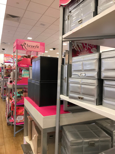 Hair Salon «Ulta Beauty», reviews and photos, 3347 Princeton Rd, Hamilton, OH 45011, USA