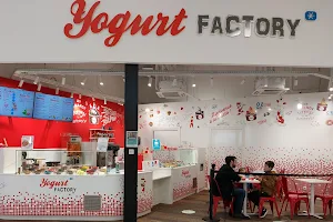 Yogurt Factory Cloche d'or Luxembourg image