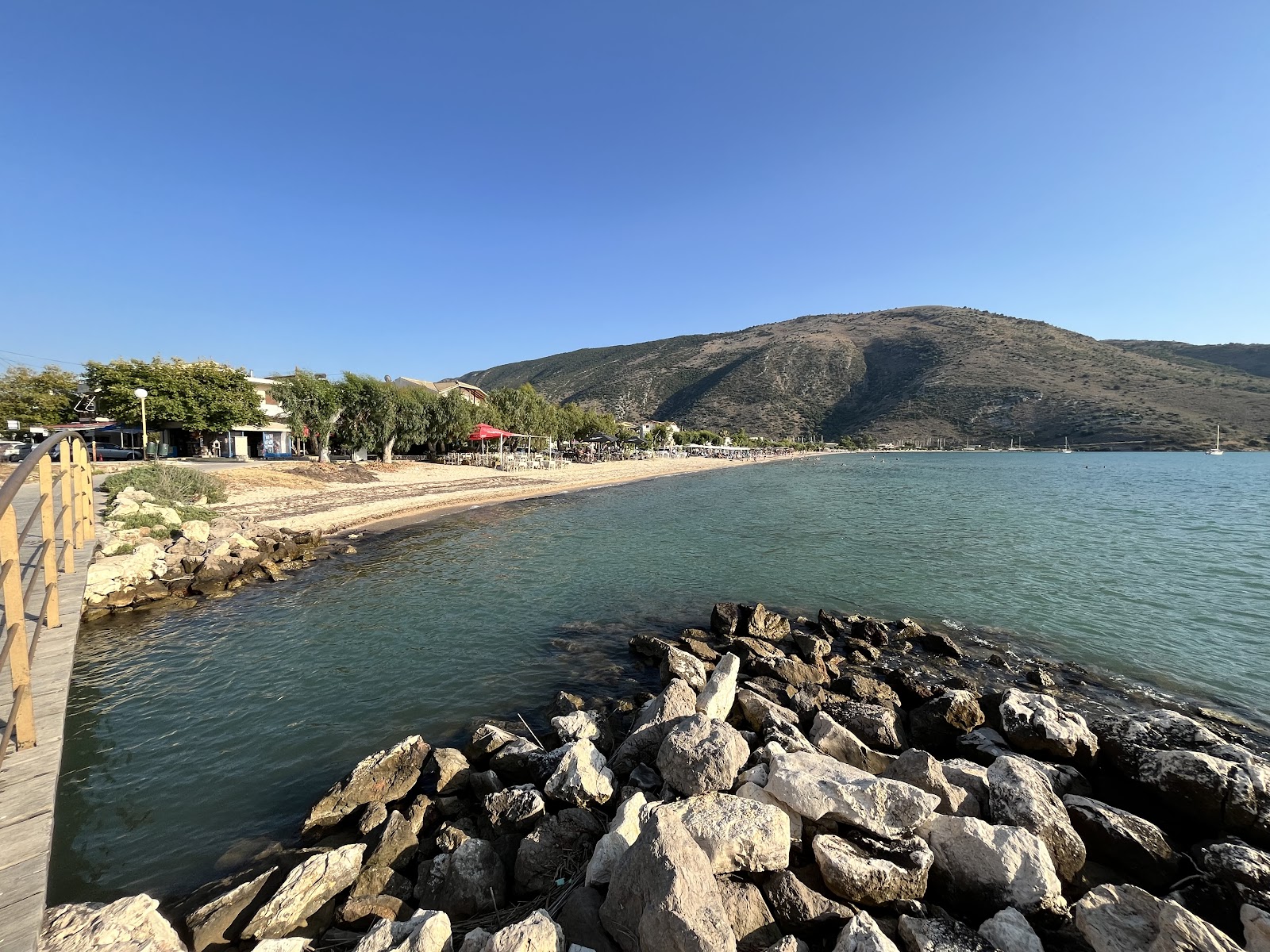 Foto di Plataria Beach area parzialmente ristrutturata
