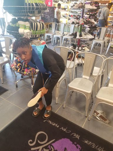 Shoe Store «Journeys», reviews and photos, 305 W Fm 1382 #717, Cedar Hill, TX 75104, USA