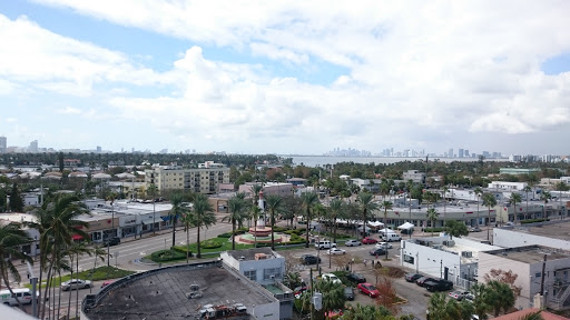 Grocery Store «Bay Supermarket», reviews and photos, 907 Normandy Dr, Miami Beach, FL 33141, USA