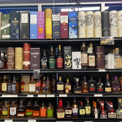 Liquor Store «Lumpys Liquors», reviews and photos, 979 Main St, Millis, MA 02054, USA