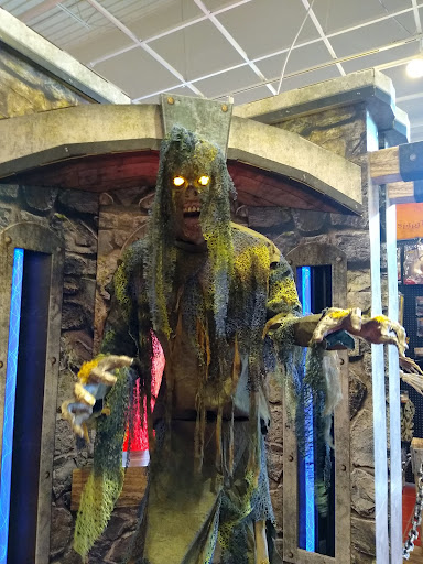 Shopping Mall «Creeks at Virginia Centre», reviews and photos, 9850 Brook Rd, Glen Allen, VA 23059, USA