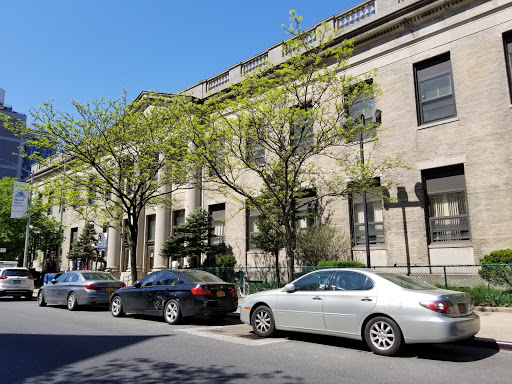 Post Office «United States Postal Service», reviews and photos, 4602 21st St, Long Island City, NY 11101, USA