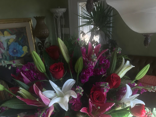 Florist «GAITHERSBURG FLORIST & GIFT BASKETS», reviews and photos, 410 N Frederick Ave, Gaithersburg, MD 20877, USA