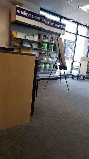 Print Shop «FedEx Office Print & Ship Center», reviews and photos, 1 W Rand Rd F, Mt Prospect, IL 60056, USA