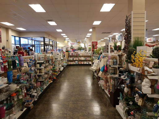Department Store «HomeGoods», reviews and photos, 961 Lomas Santa Fe Dr, Solana Beach, CA 92075, USA