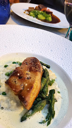 Photo n°44 de LUM table / cave / épicerie à Vaison-la-Romaine ()