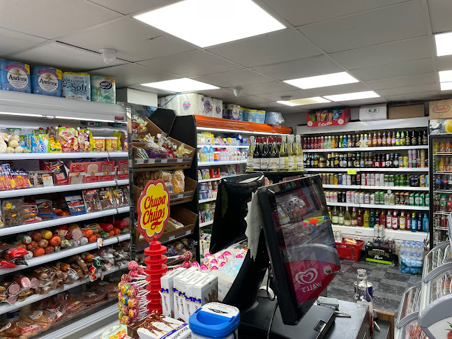 Reviews of Central Food and Wine off-licence in Northampton - Supermarket