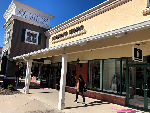 Michael Kors, 20-A Killingworth Turnpike #430, Clinton, CT 06413, USA, 