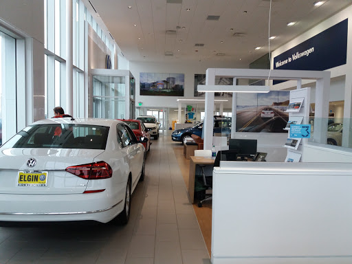 Volkswagen Dealer «Elgin Volkswagen», reviews and photos, 2630 Auto Mall Dr, Elgin, IL 60124, USA