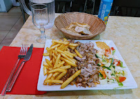 Plats et boissons du Restaurant turc Gul à Paris - n°9