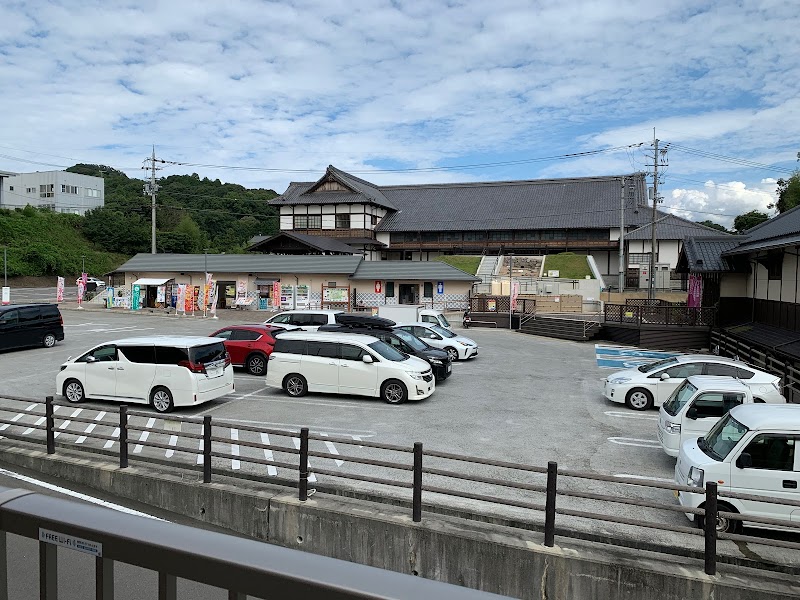 道の駅 ねごろ歴史の丘 大型車駐車場