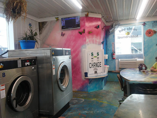 Grocery Store «Harvest Supermarket - New Castle, Indiana», reviews and photos, 1712 Broad St, New Castle, IN 47362, USA