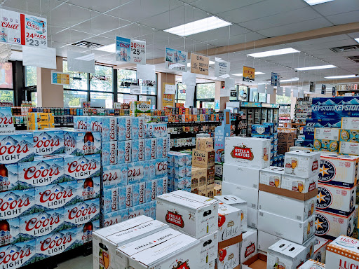 Beverage & Smoke, 6366 Hamilton Blvd, Allentown, PA 18106, USA, 