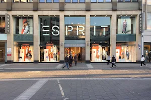 Esprit Store image