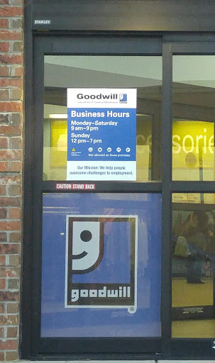 Donations Center «Goodwill», reviews and photos