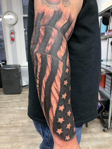 Tattoo Shop «Pink Raven Tattoos», reviews and photos, 219 Broadway #4, Saratoga Springs, NY 12866, USA