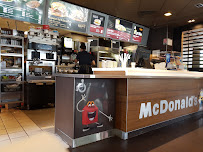 Atmosphère du Restauration rapide McDonald's à Saint-Ouen-l'Aumône - n°14