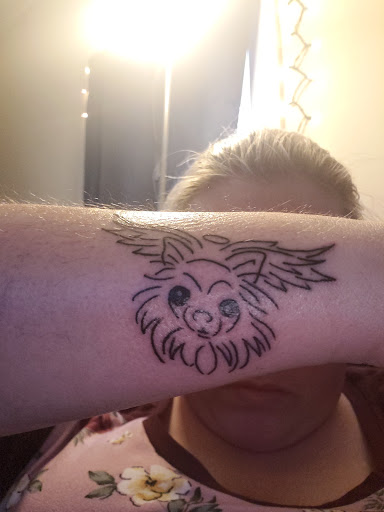 Tattoo Shop «Stained Glass Tattoo & Body Piercing», reviews and photos, 3900 Pine Grove Ave #3, Fort Gratiot Twp, MI 48059, USA