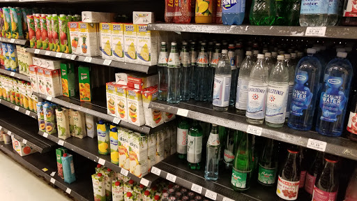 Grocery Store «Halal Import Food Market», reviews and photos, 701 E Pioneer Pkwy, Arlington, TX 76010, USA