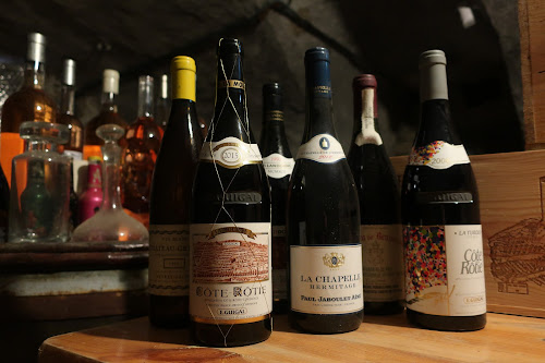 Magasin de vins et spiritueux Cave de Théo Vienne