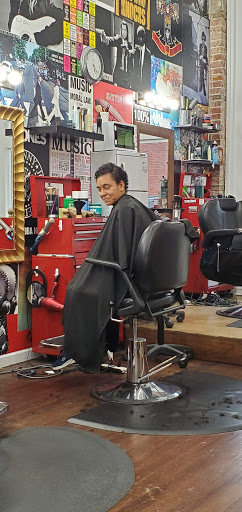 Beauty Salon «Fade Salon», reviews and photos, 507 N Buckeye St, Kokomo, IN 46901, USA